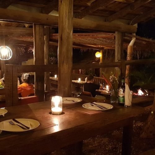 Lua Nova Restaurante e Pizzaria: pizzas, pratos da Chef Patrícia Leite e sabores especiais do Cerrado.
